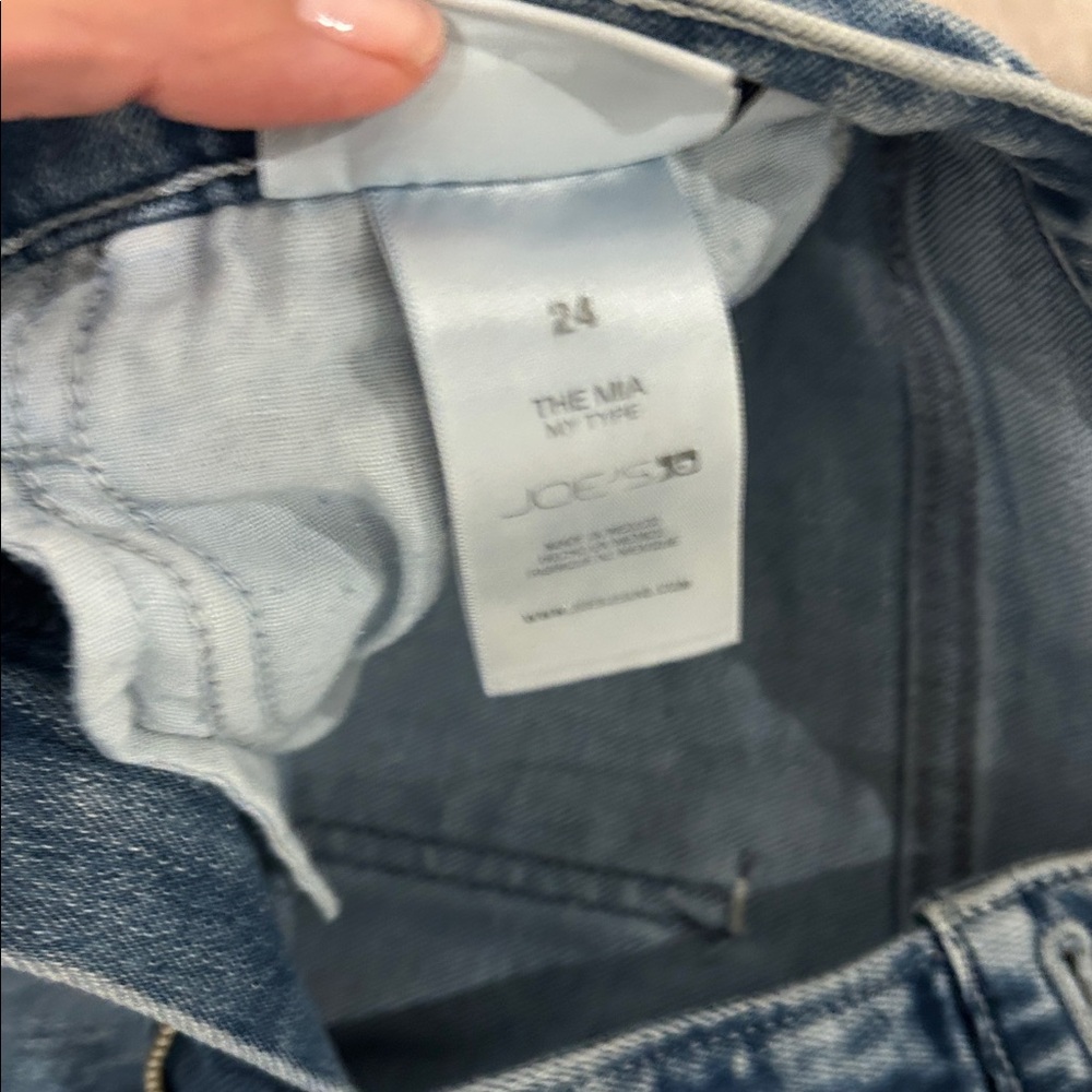 Joe's Jeans Wide Leg Flare Jeans in Medium Blue - Picture 6 of 7